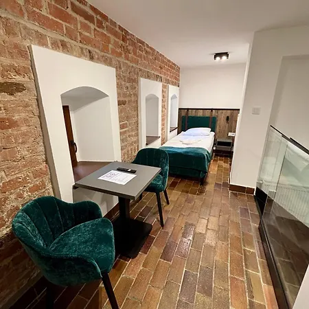 Hotel&restauracja Zamek 3*