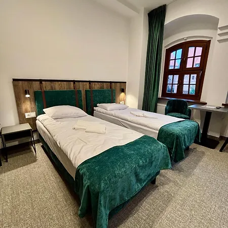 Hotel&restauracja Zamek 3*
