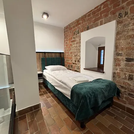 Hotel&restauracja Zamek 3*