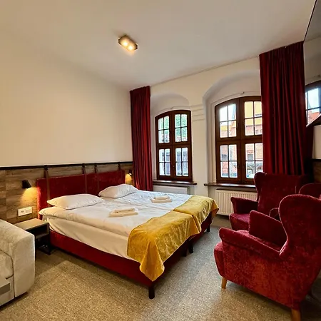 Hotel&restauracja Zamek Hotel 3*